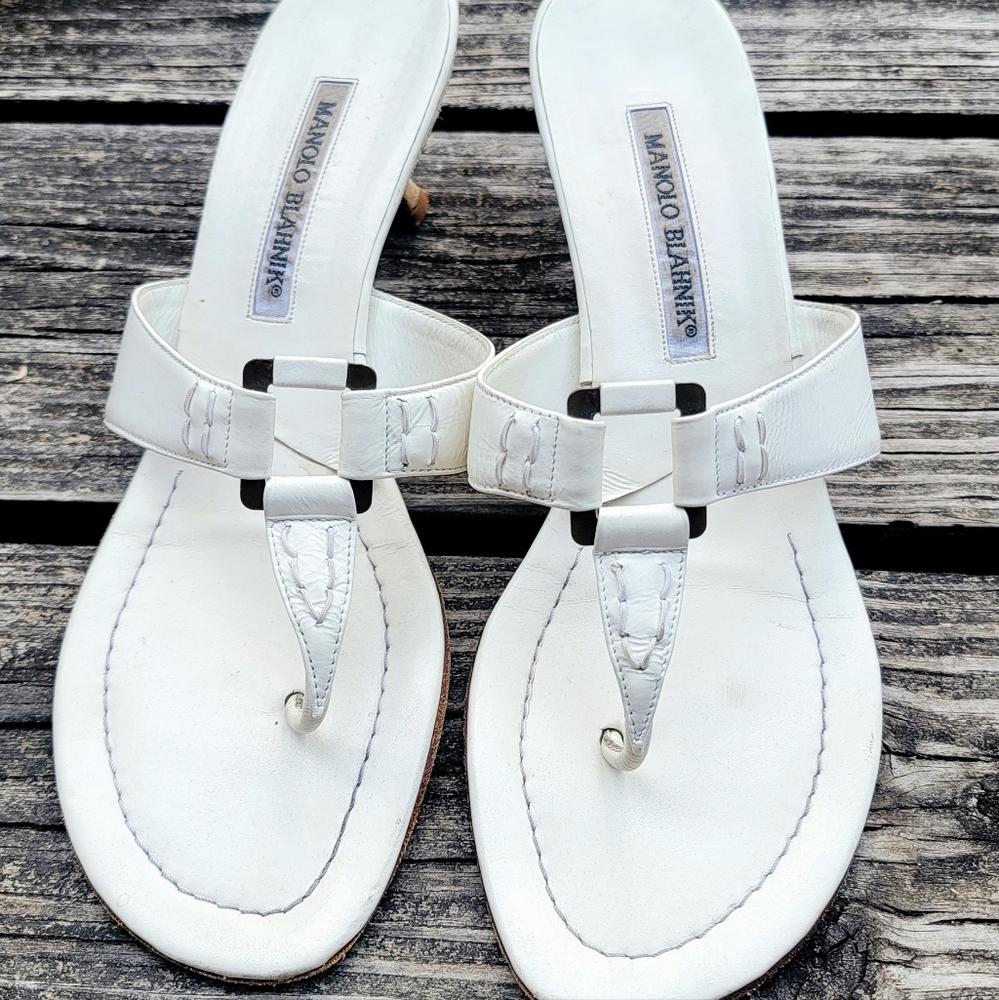 Manolo Blahnik White Kitten Heel Toe-Post Sandals, Size 8 (39)